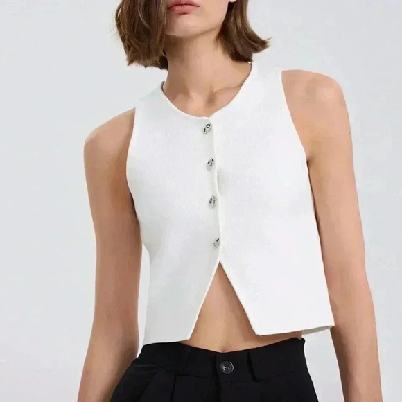 White Casual Women's Knitted Short Vest - Picture 4 of 5